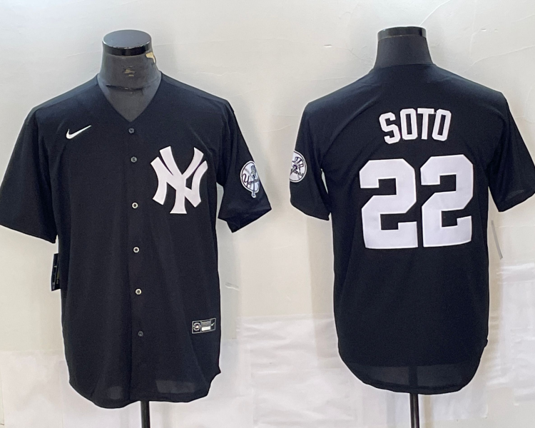 Men's New York Yankees Juan Soto #22 Black Jersey