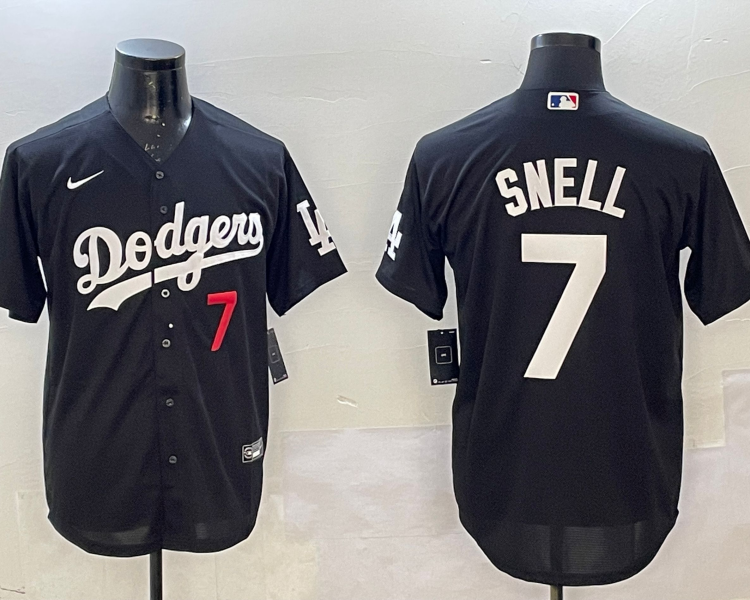 Men's Los Angeles Dodgers Blake Snell #7 Black Alternate Jersey