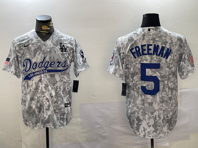 mens-los-angeles-dodgers-freddie-freeman-5-arctic-camo-2024-salute-to-service-limited-jersey-ll85xowln1lkvl3pff_0.jpg