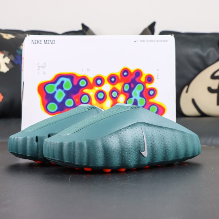 NIKE Mind 001 HQ4307-300