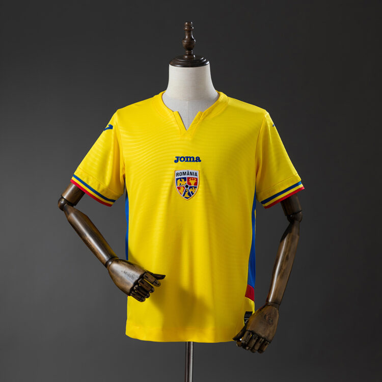 Men's Romania 2026 Home Fan Version Jersey S-4XL